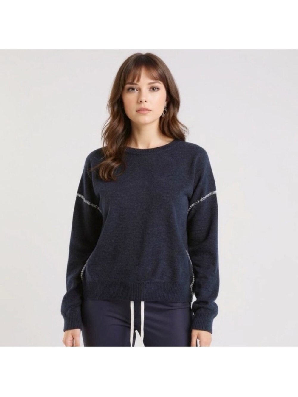 SUNDRY Women's Deep Navy Crew Neck with Baseball Stitching Sweater Size Small